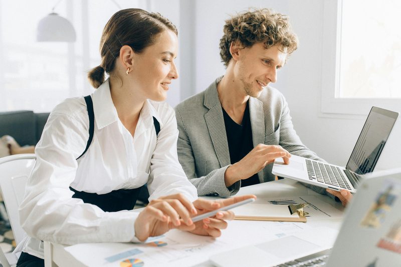 SPIN Selling uitgelegd: zo maak je van vragen stellen je sterkste verkooptool